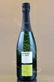 Secco, Nadine Saxer