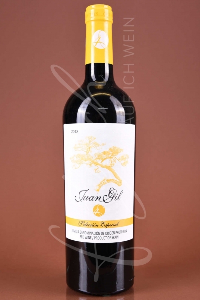 Juan Gil 4, seleccion especiale