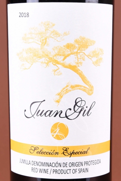 Juan Gil 4, seleccion especiale